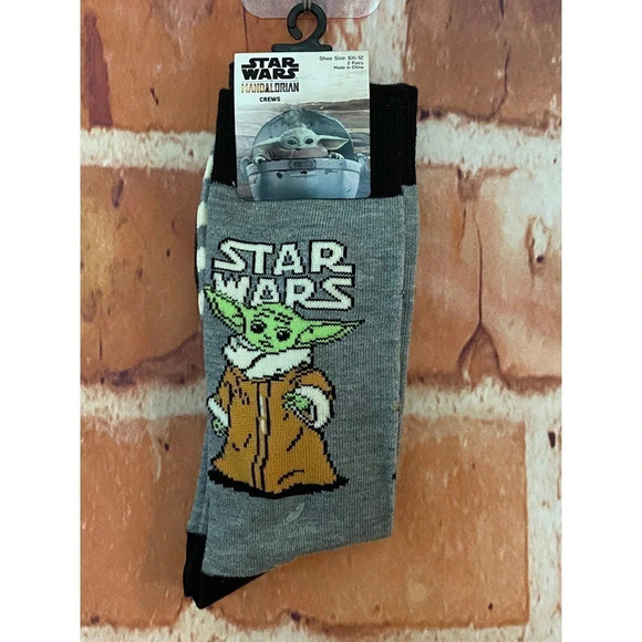 Star Wars The MANDALORIAN Yoda Crew Socks Mens Soft Warm Cozy Crew Fall 2 Pairs - Picture 3 of 7
